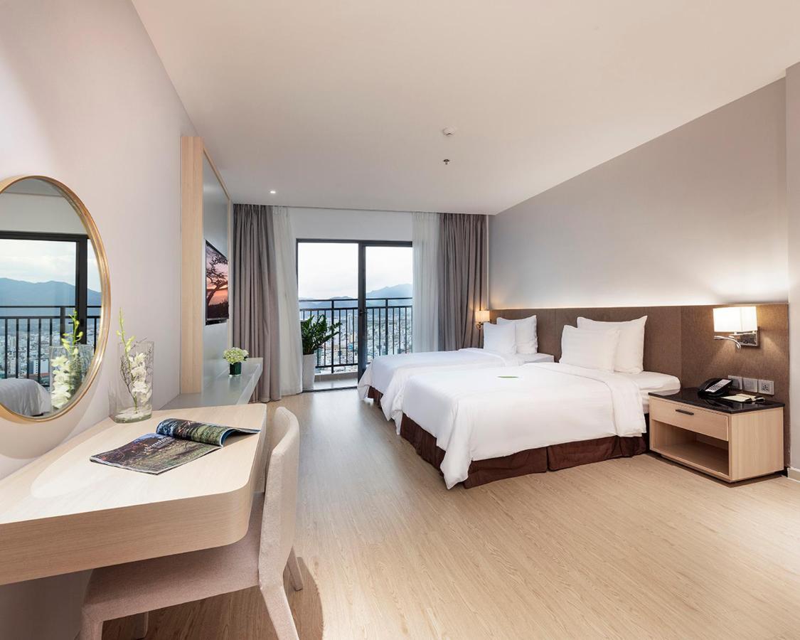 Dqua Hotel Nha Trang Exterior photo