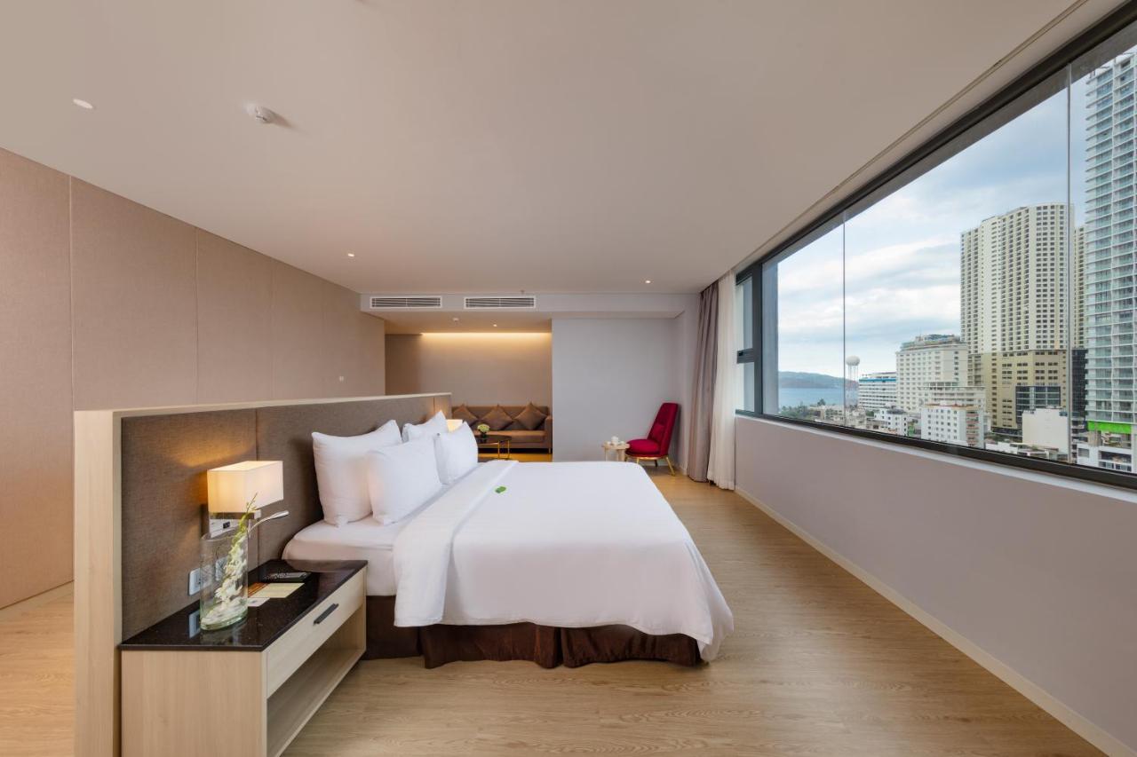 Dqua Hotel Nha Trang Exterior photo